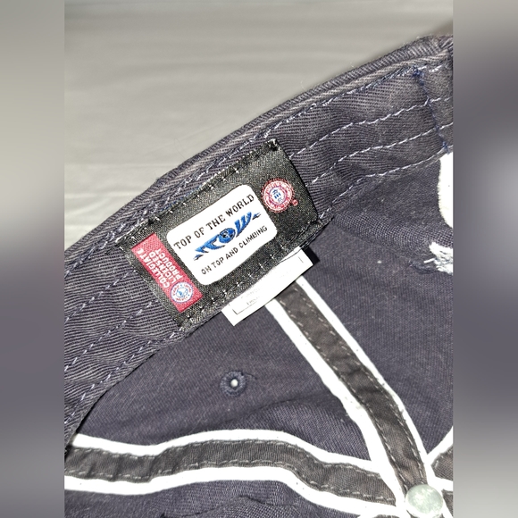 NCAA University of Michigan buckle strap back hat - Picture 6 of 8